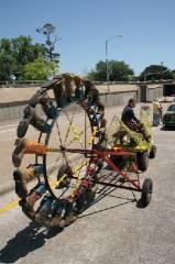 v2006_ArtCar_3_Parade 220 